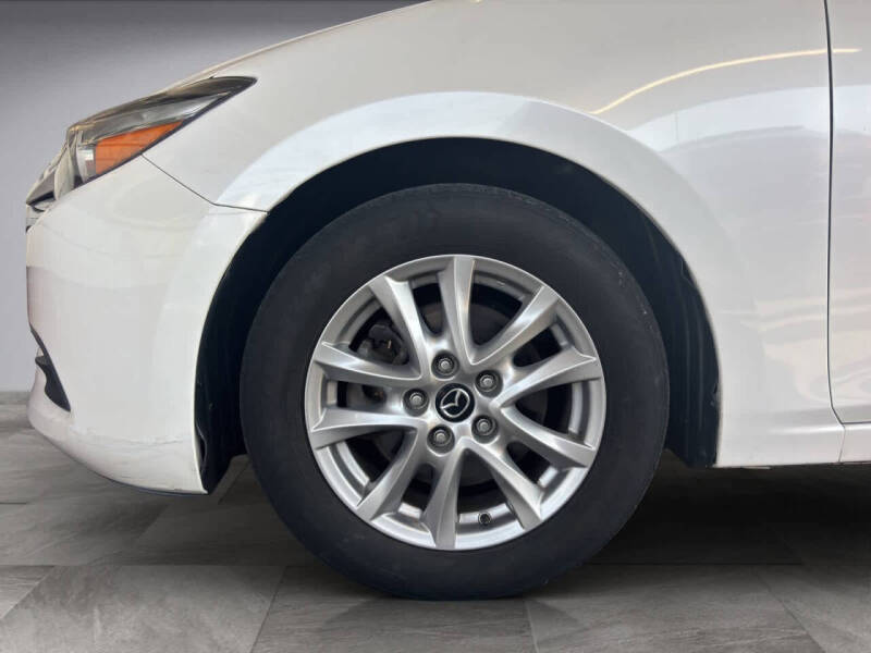 2018 Mazda MAZDA3 Sport