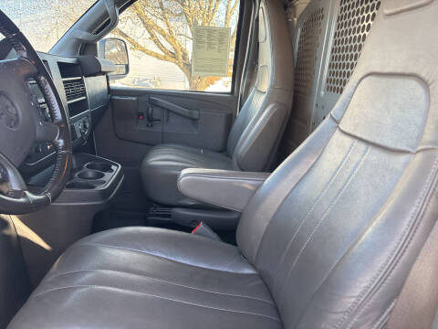 2020 Chevrolet Express 2500