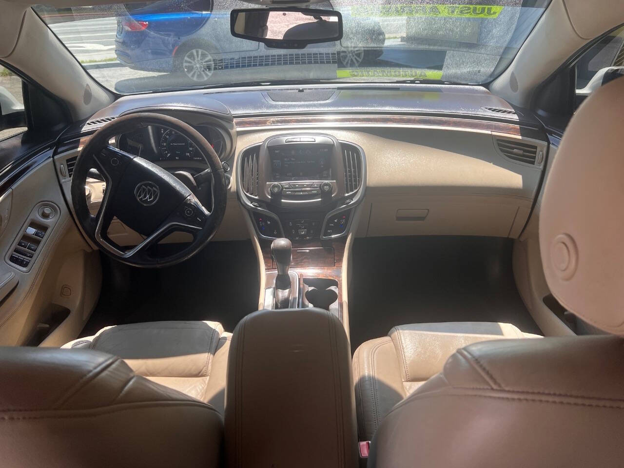 Off white 2015 Buick LaCrosse Leather Leather 4dr Sedan 7
