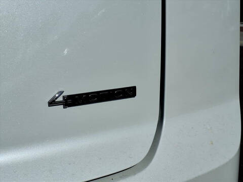 2026 Volkswagen Atlas Cross Sport SEL R-Line Black 4Motion