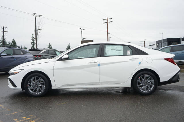 2024 Hyundai ELANTRA Hybrid for sale at Michael Wilson Hyundai Consulting in Edmonds, WA