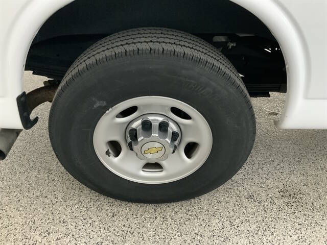 2024 Chevrolet Express LT 3500