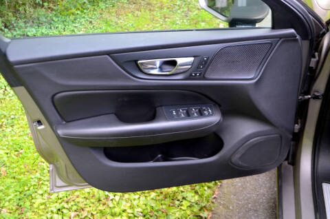 2019 Volvo S60 T6 Momentum