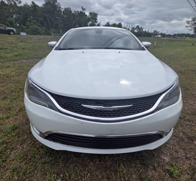 2017 Chrysler 200 Limited Platinum