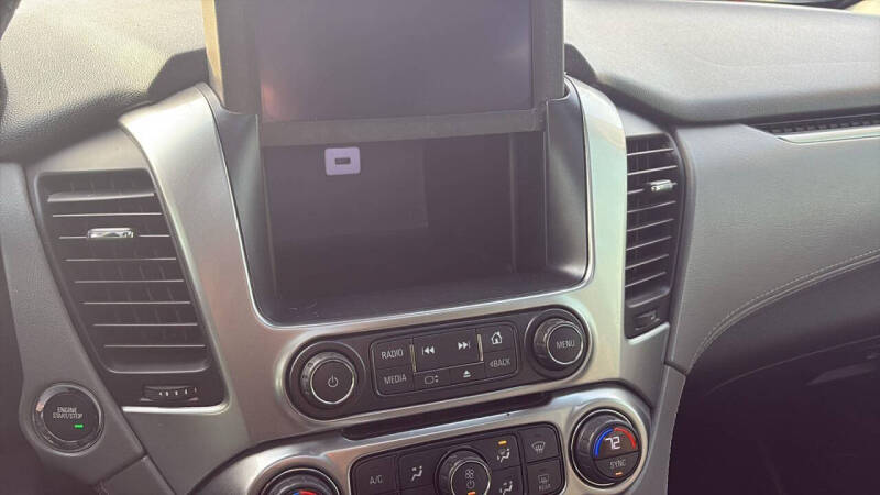 2017 Chevrolet Suburban LT