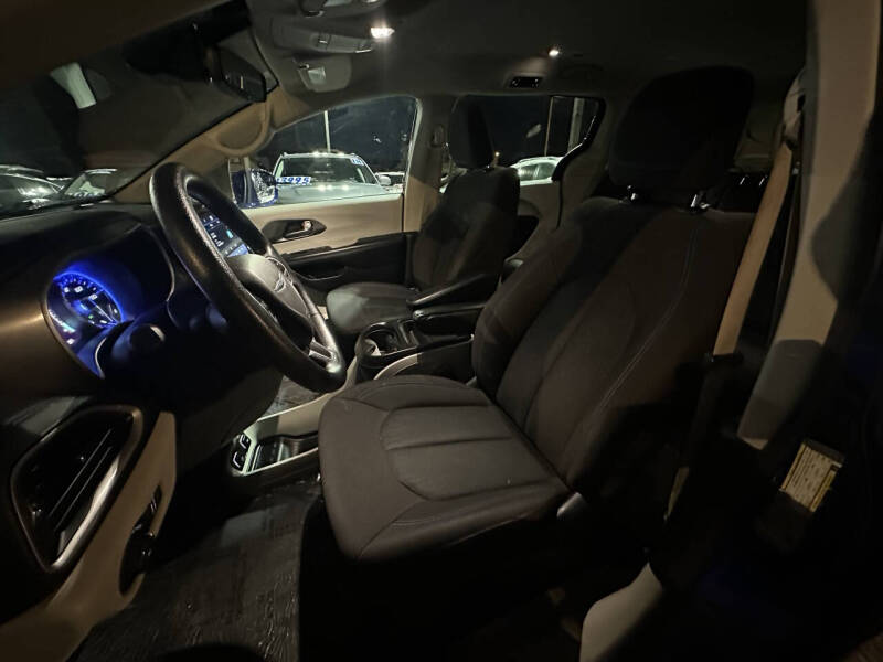 2021 Chrysler Pacifica Touring