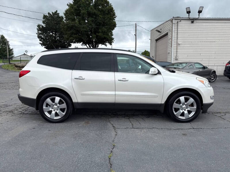 2011 Chevrolet Traverse LTZ