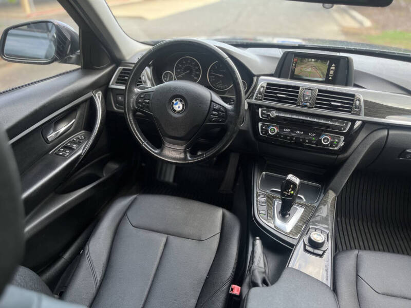 2017 BMW 3 Series 320i xDrive
