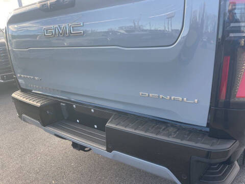 2024 GMC Sierra EV Denali Edition 1