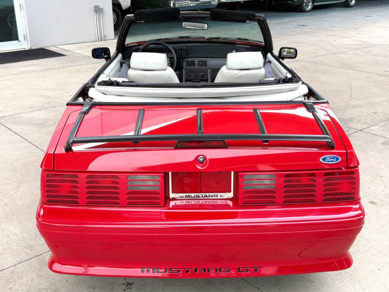 1993 Ford Mustang 8