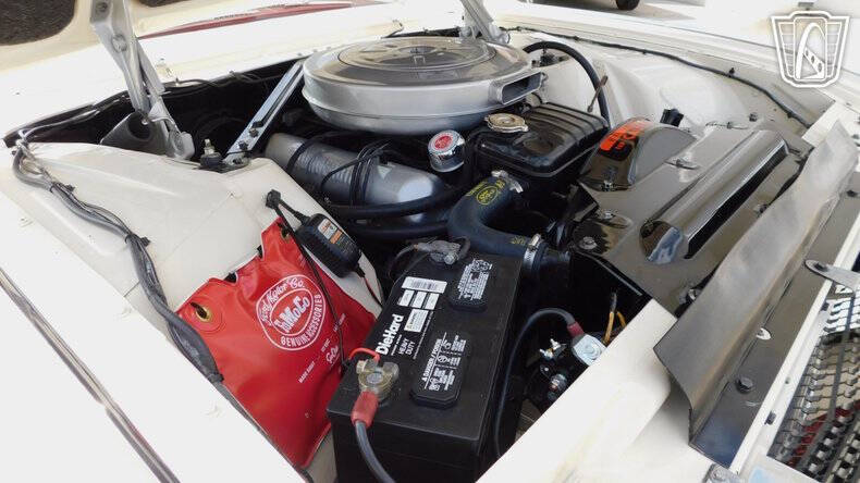 1962 Ford Thunderbird