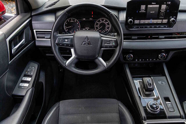 2024 Mitsubishi Outlander