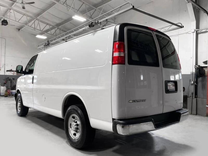 2019 Chevrolet Express 2500