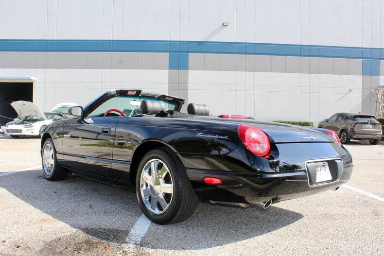 2002 Ford Thunderbird Deluxe