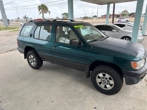 1997 Nissan Pathfinder LE