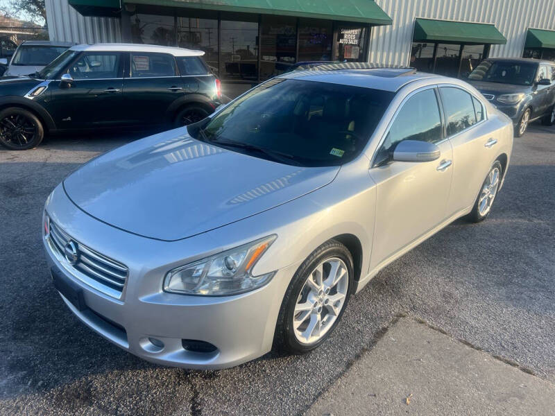 2014 Nissan Maxima SV photo 2