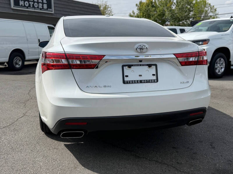 2014 Toyota Avalon XLE