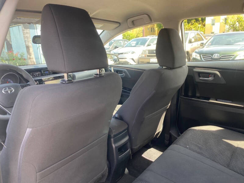 2016 Scion iM