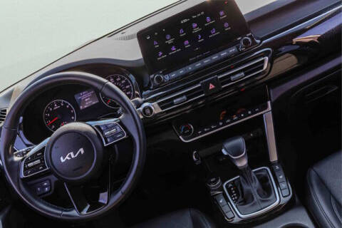 2023 Kia Seltos EX