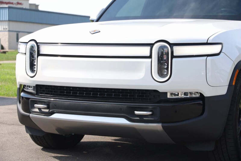 2022 Rivian R1T Adventure