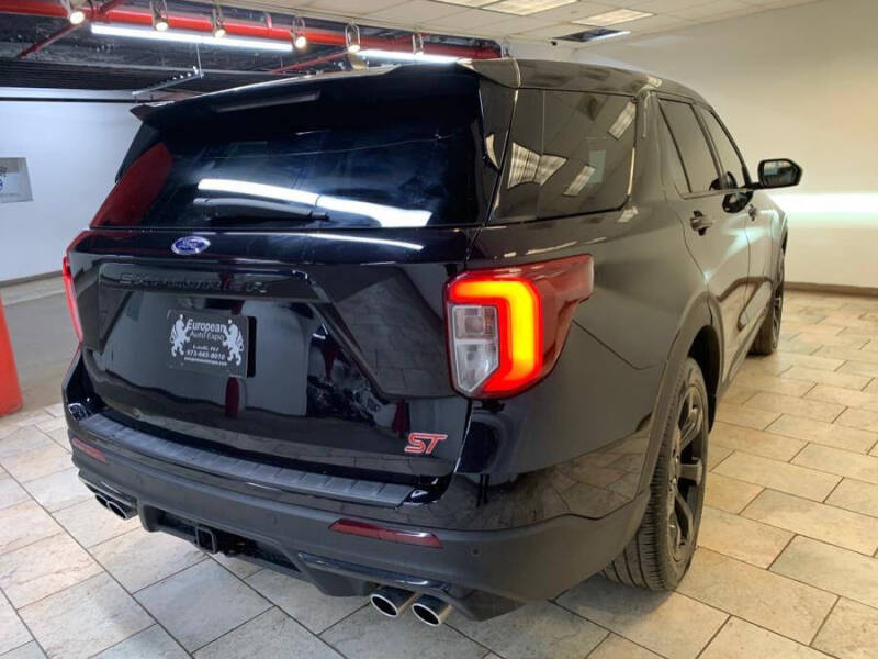 2022 Ford Explorer ST