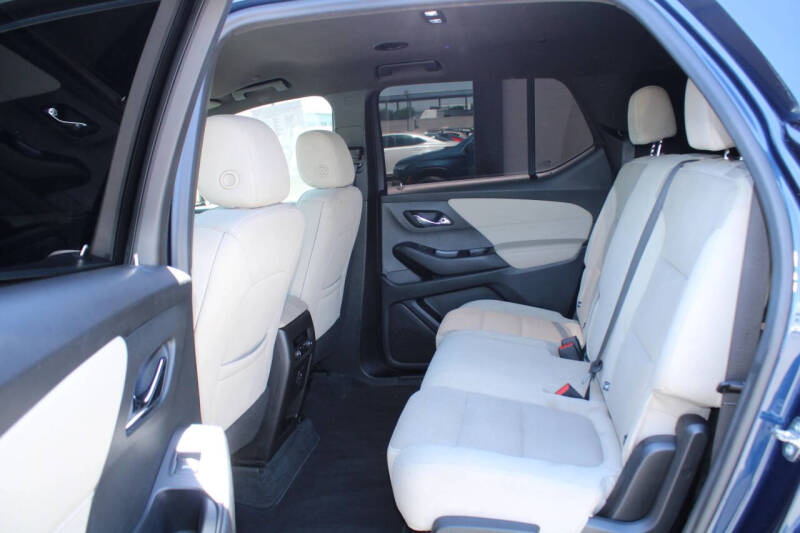 2022 Chevrolet Traverse LS