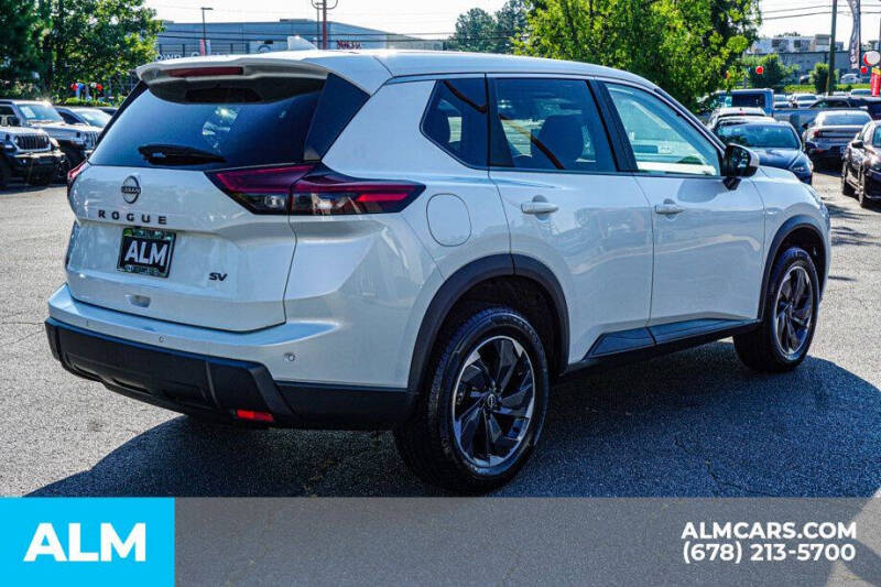 2024 Nissan Rogue SV