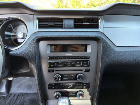 2010 Ford Mustang V6 Premium