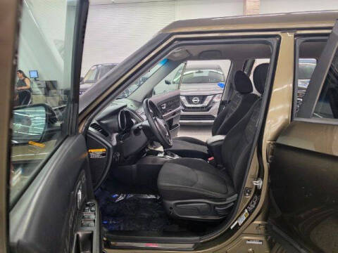2012 Kia Soul +
