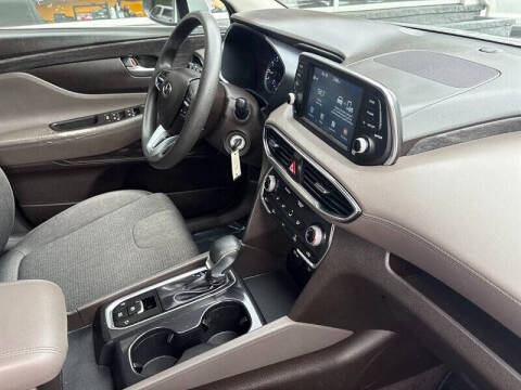 2019 Hyundai Santa Fe SE 2.4L
