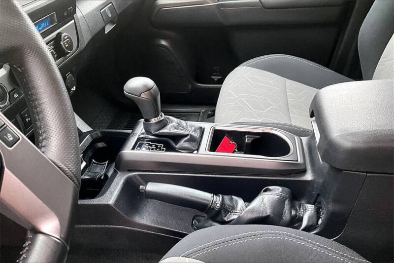 2023 Toyota Tacoma TRD Off-Road