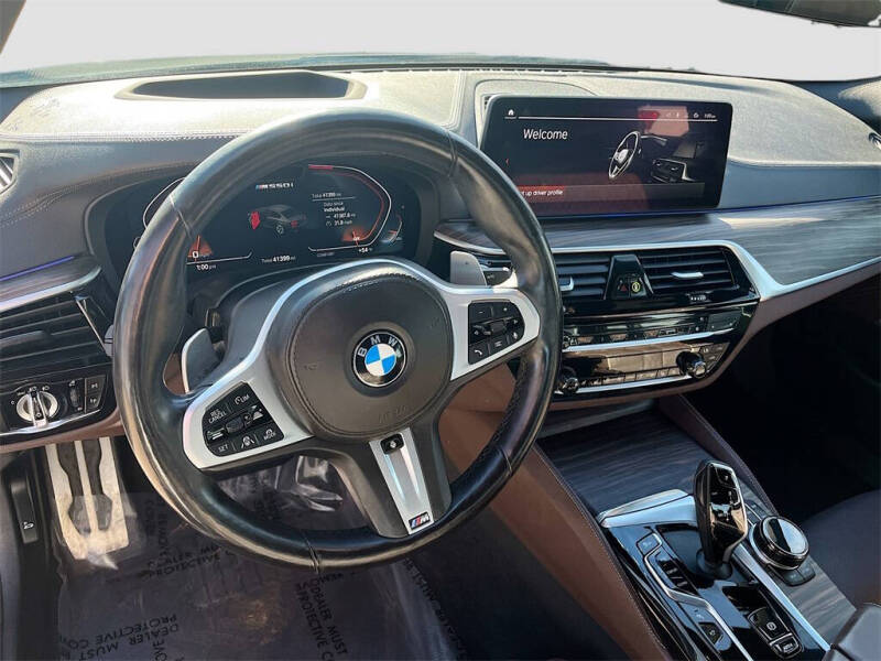 2021 BMW 5 Series M550i xDrive