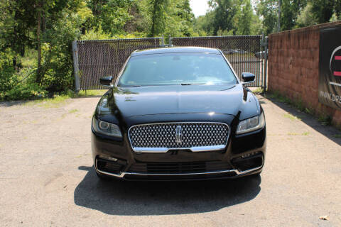 2018 Lincoln Continental Select