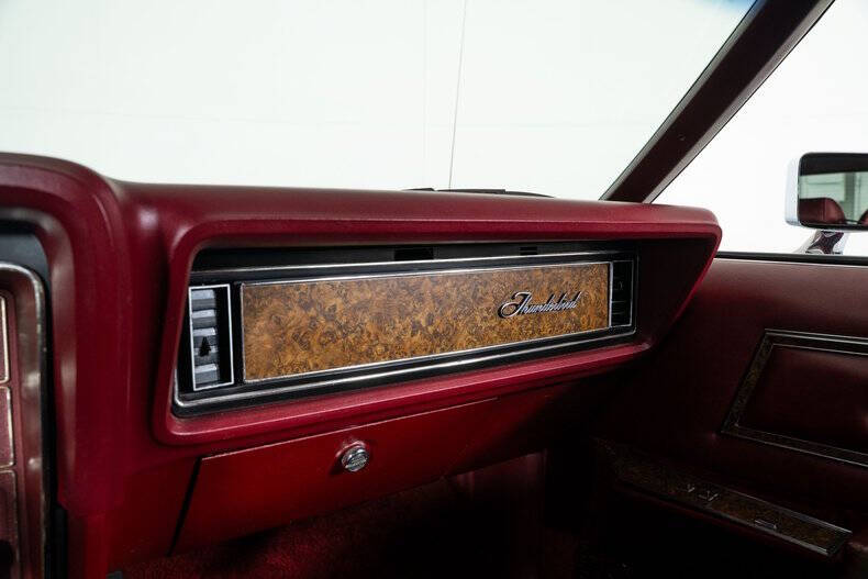 1975 Ford Thunderbird