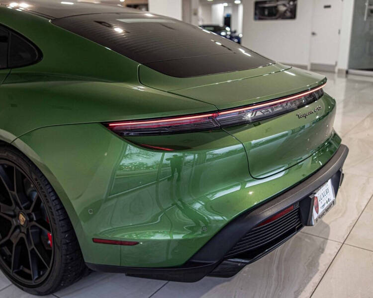 2023 Porsche Taycan GTS