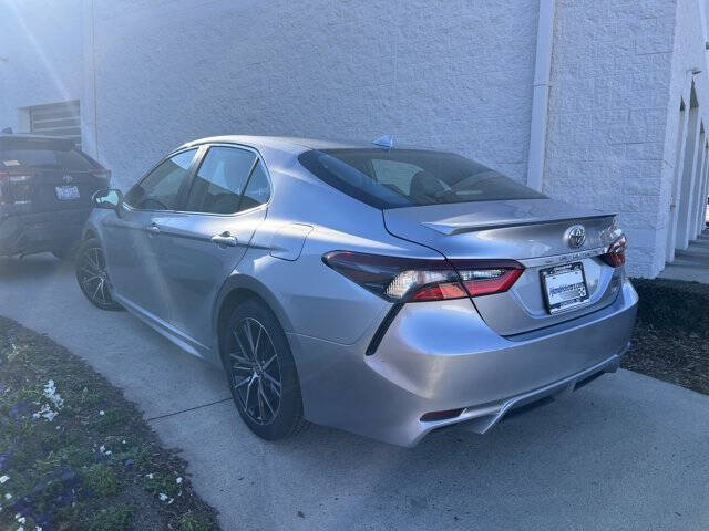 2021 Toyota Camry SE