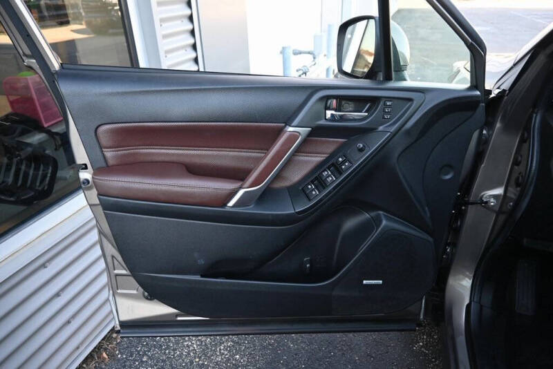 2017 Subaru Forester 2.5i Touring