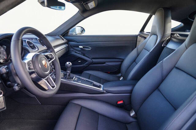 2025 Porsche 718 Cayman S