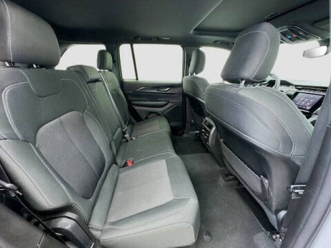 2024 Jeep Grand Cherokee Laredo X