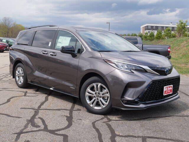 2021 Toyota Sienna XSE 7-Passenger