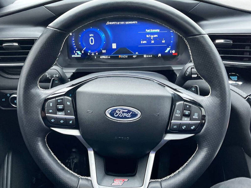 2023 Ford Explorer ST