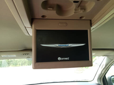 2013 Chrysler Town and Country Touring