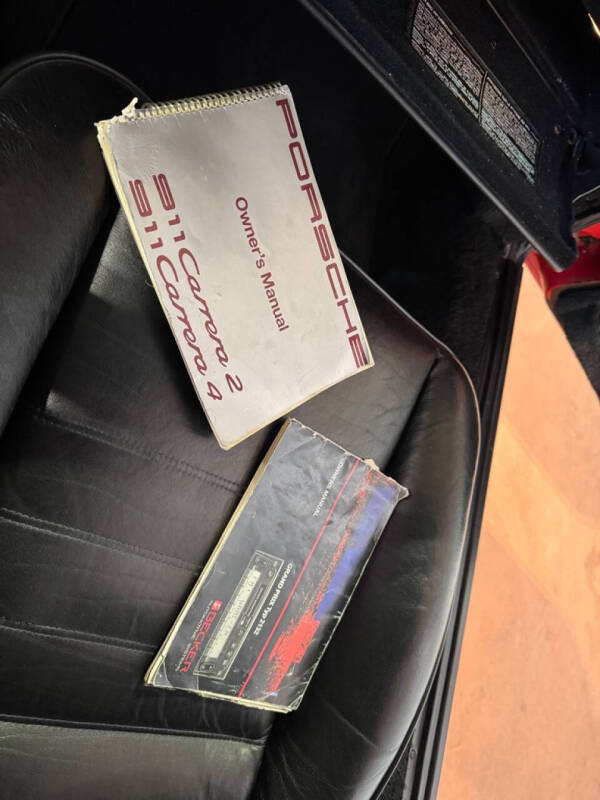 1990 Porsche 911 Carrera 2