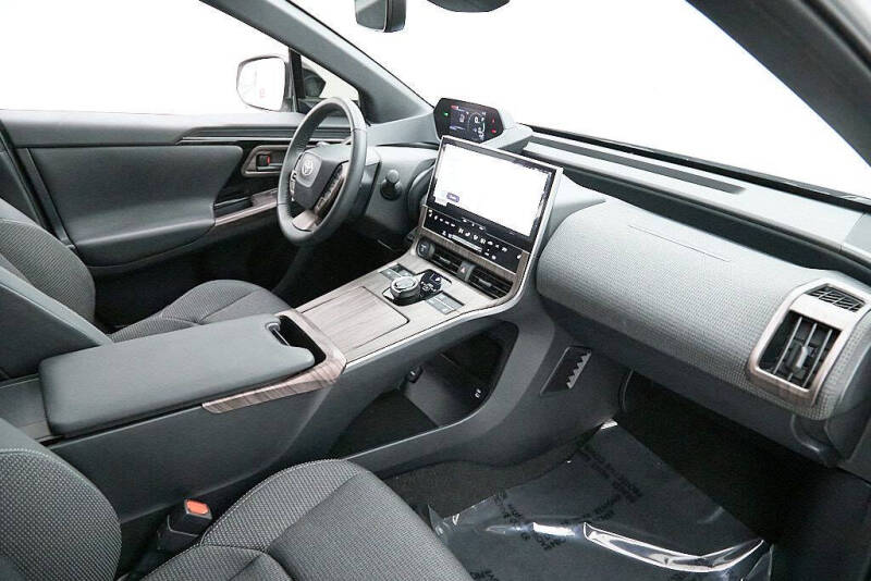 2023 Toyota bZ4X XLE