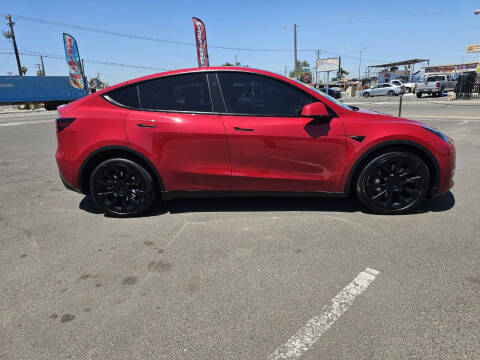 2023 Tesla Model Y Long Range