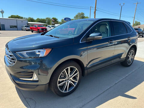 2024 Ford Edge Titanium