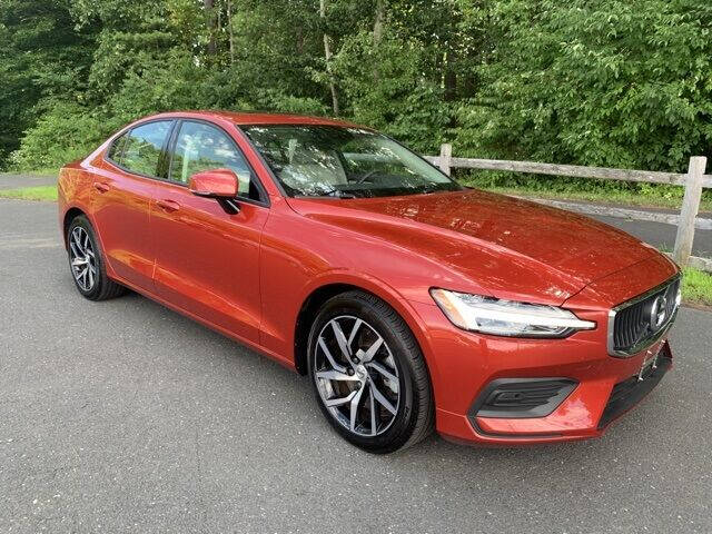 2019 Volvo S60 T6 Momentum