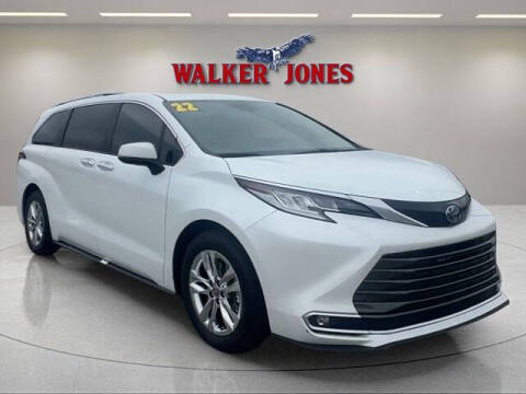 2022 Toyota Sienna Limited 7-Passenger