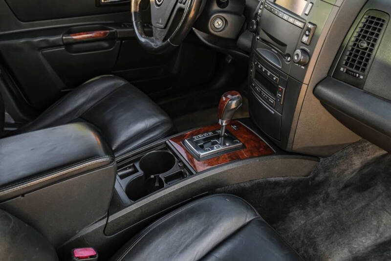 2004 Cadillac SRX
