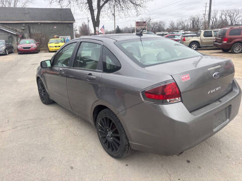 2010 Ford Focus SES